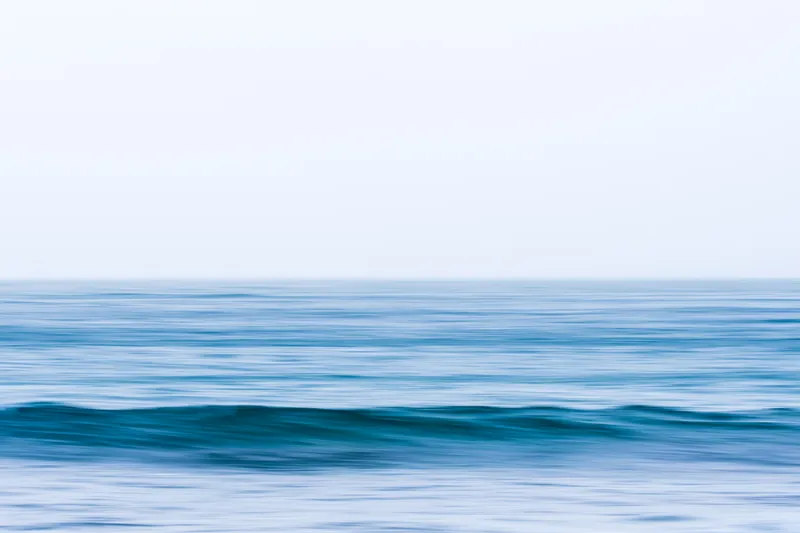 Wave, mist, Bream Cove. 2021.